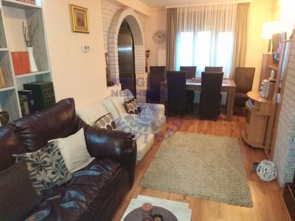 Slika 0 - Cetvorosoban stan na Telepu 90m2