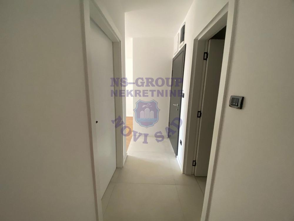 Slika 5 - Prodaja stana, 39m2, Telep Novi Sad, sa terasom, ima lift