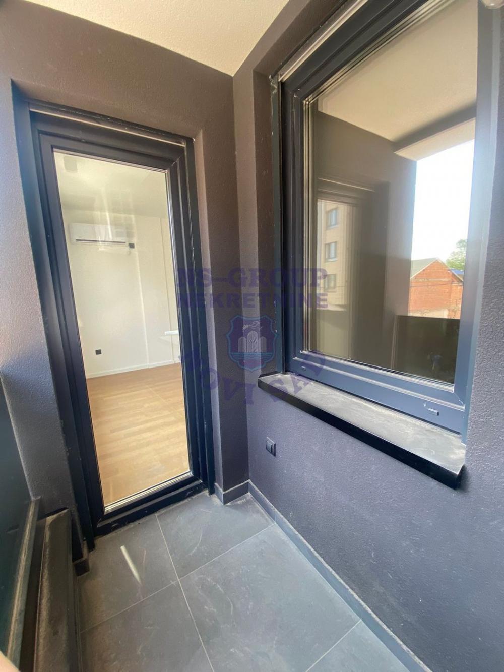 Slika 10 - Prodaja stana, 39m2, Telep Novi Sad, sa terasom, ima lift