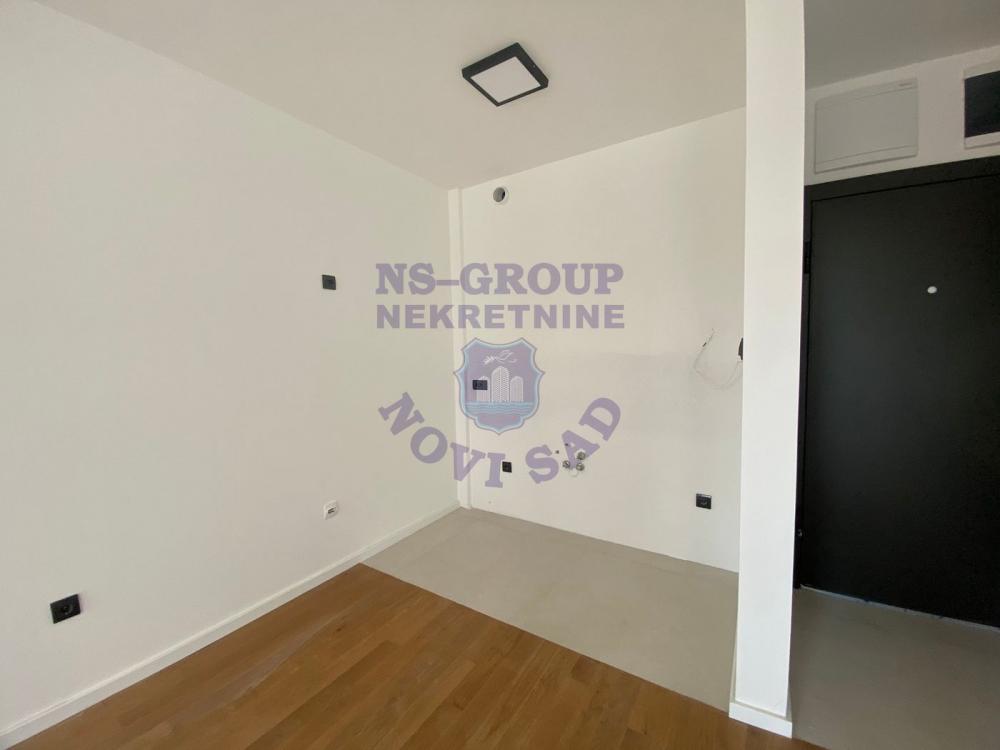 Slika 4 - Prodaja stana, 39m2, Telep Novi Sad, sa terasom, ima lift