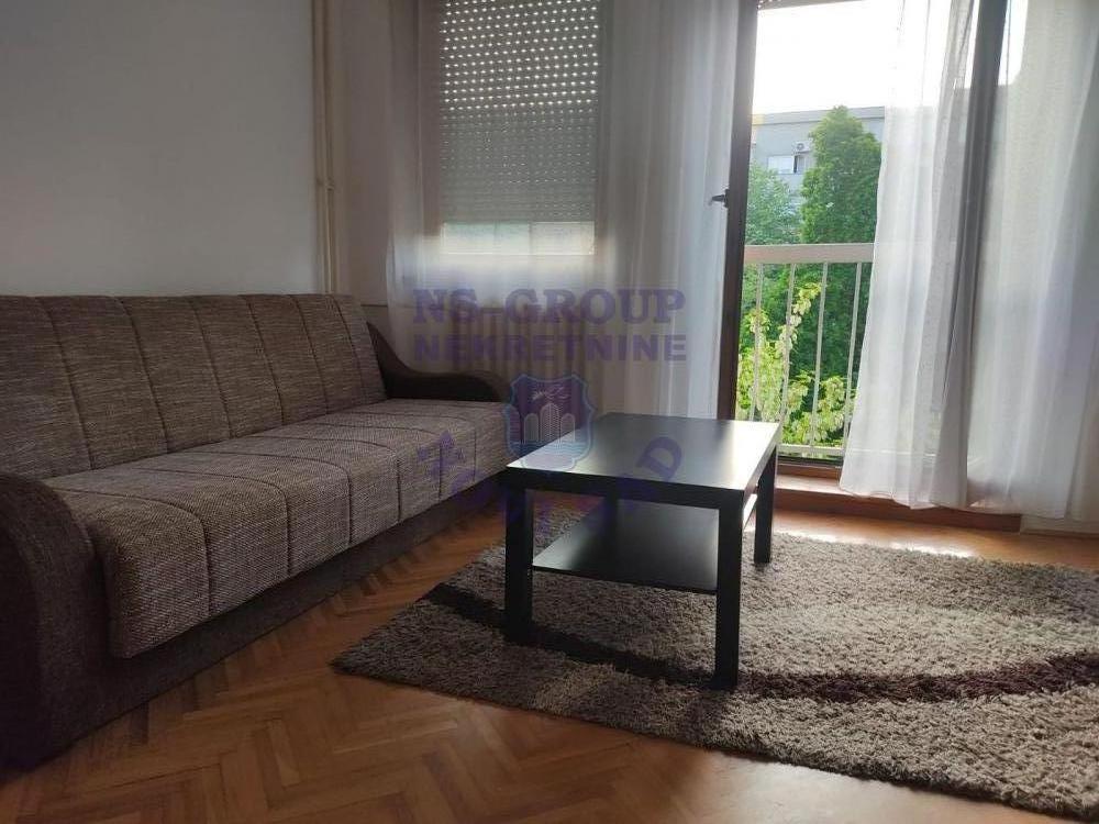 Glavna slika -Garsonjera idealna za investiciju!