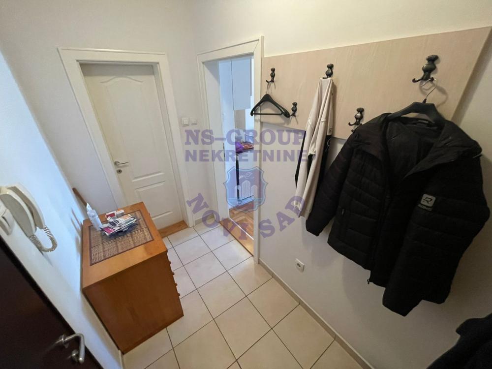 Slika 6 - Kompletno namešten stan na Novoj Detelinari!