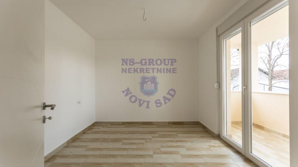 Slika 9 - Divan trosoban stan na Telepu