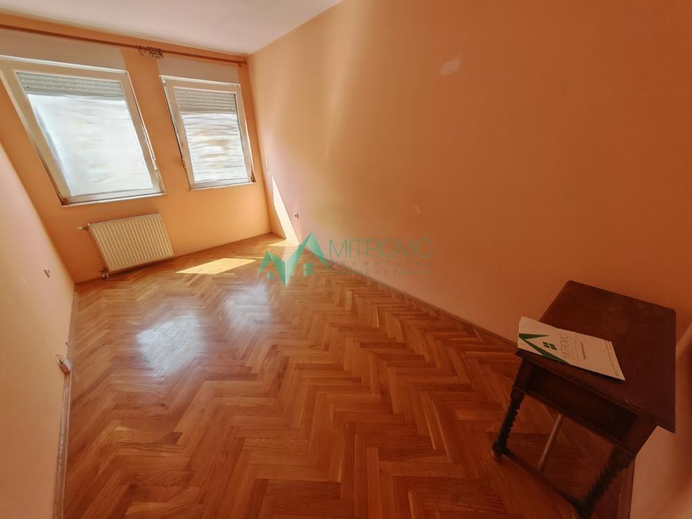 Glavna slika -Nova Detelinara, 45m2. Dvosoban stan sa parkingom! 