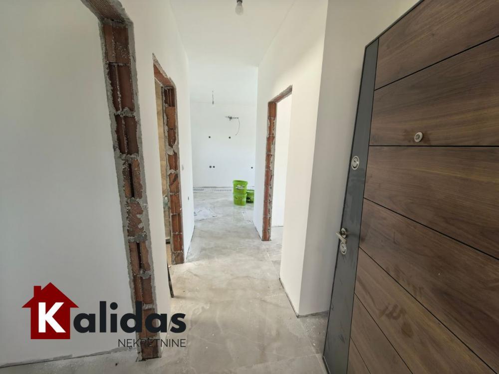 Slika 5 - Stan,NOVI SAD,ADICE,kv: 53, € 108000, ID: 1007872