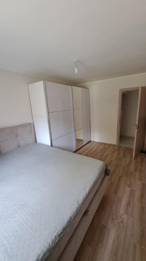 Slika 11 - Renoviran dvosoban stan na Detelinari