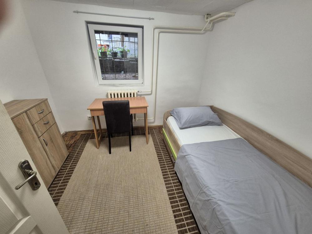 Slika 3 - Top lokacija za izdavanje! Dvosoban stan na KEJU!