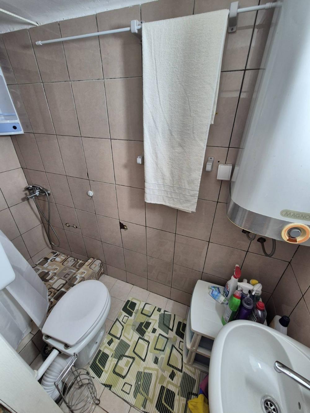 Slika 7 - Top lokacija za izdavanje! Dvosoban stan na KEJU!