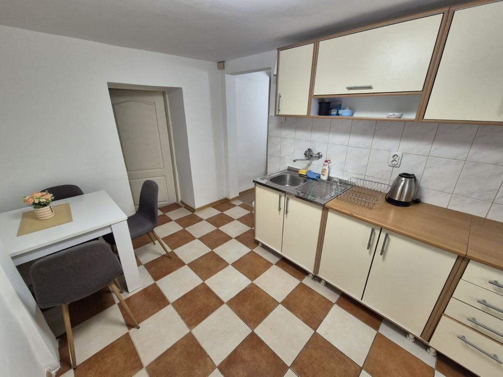 Slika 5 - Top lokacija za izdavanje! Dvosoban stan na KEJU!