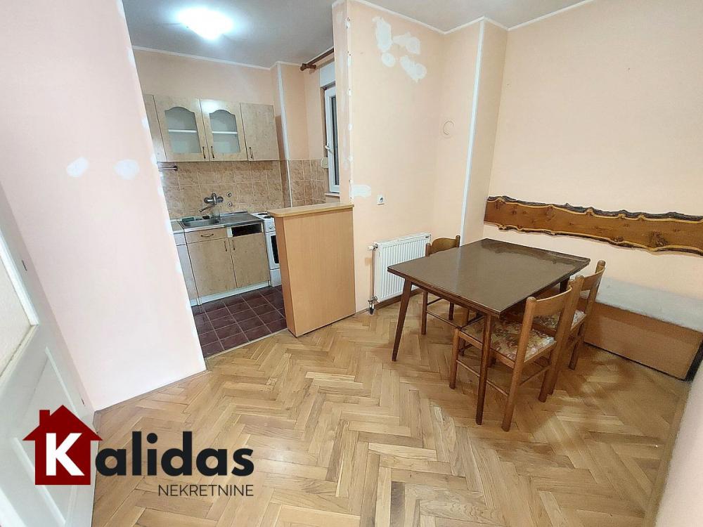 Slika 3 - Stan,NOVI SAD,NOVA DETELINARA,kv: 45, € 118450, ID: 1007879