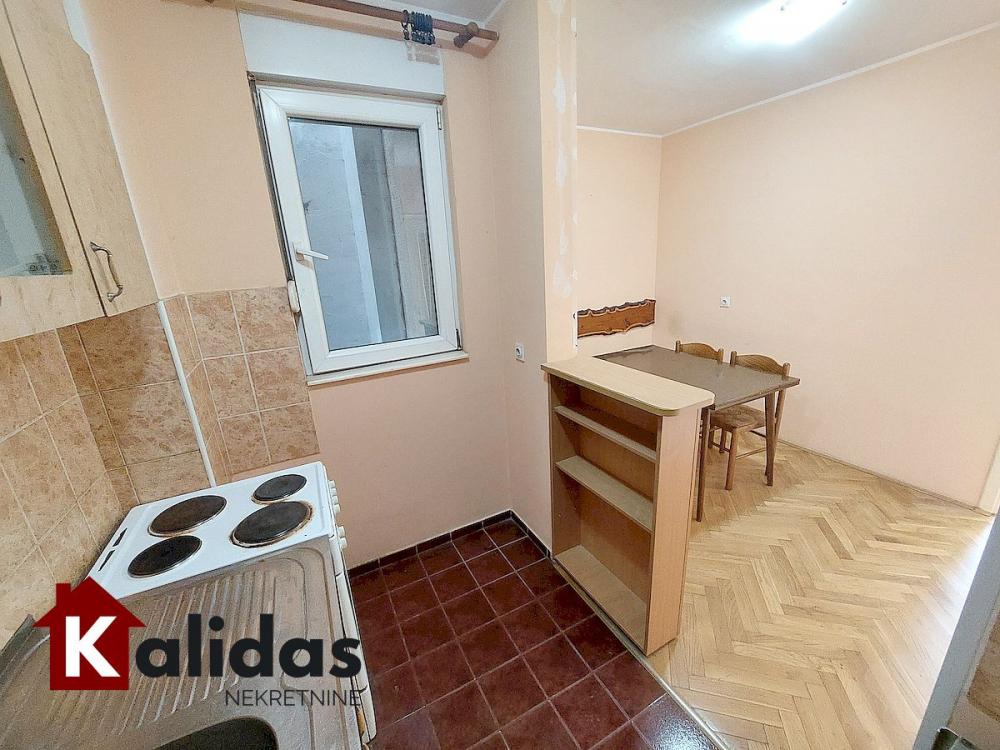 Slika 5 - Stan,NOVI SAD,NOVA DETELINARA,kv: 45, € 118450, ID: 1007879