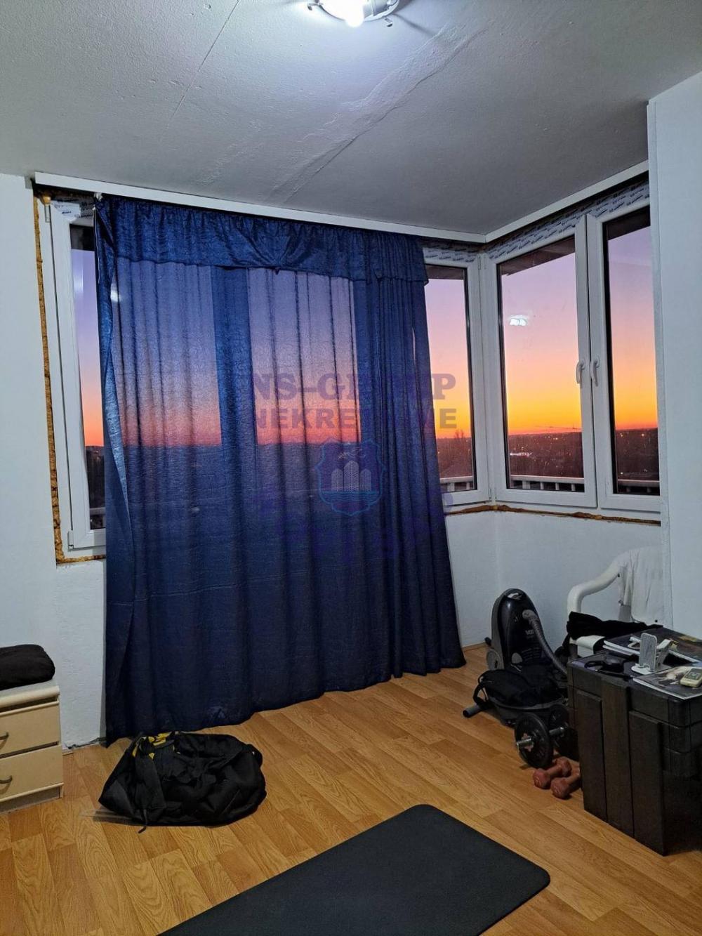 Slika 8 - Trosoban stan na Avijaciji! 