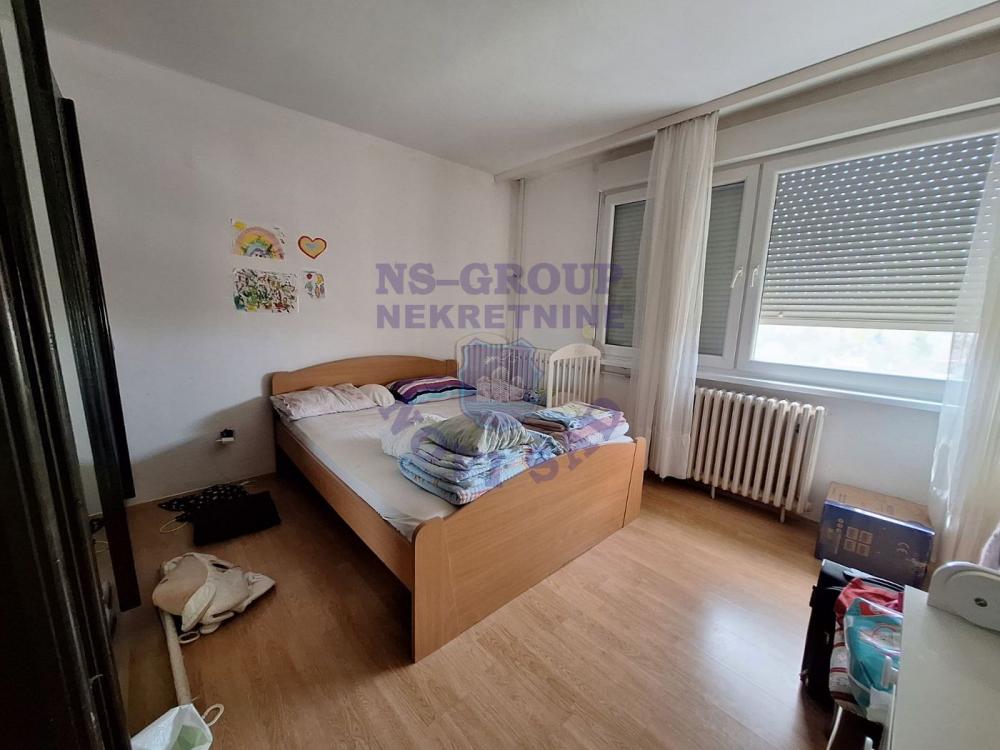 Slika 11 - Trosoban stan na Avijaciji! 