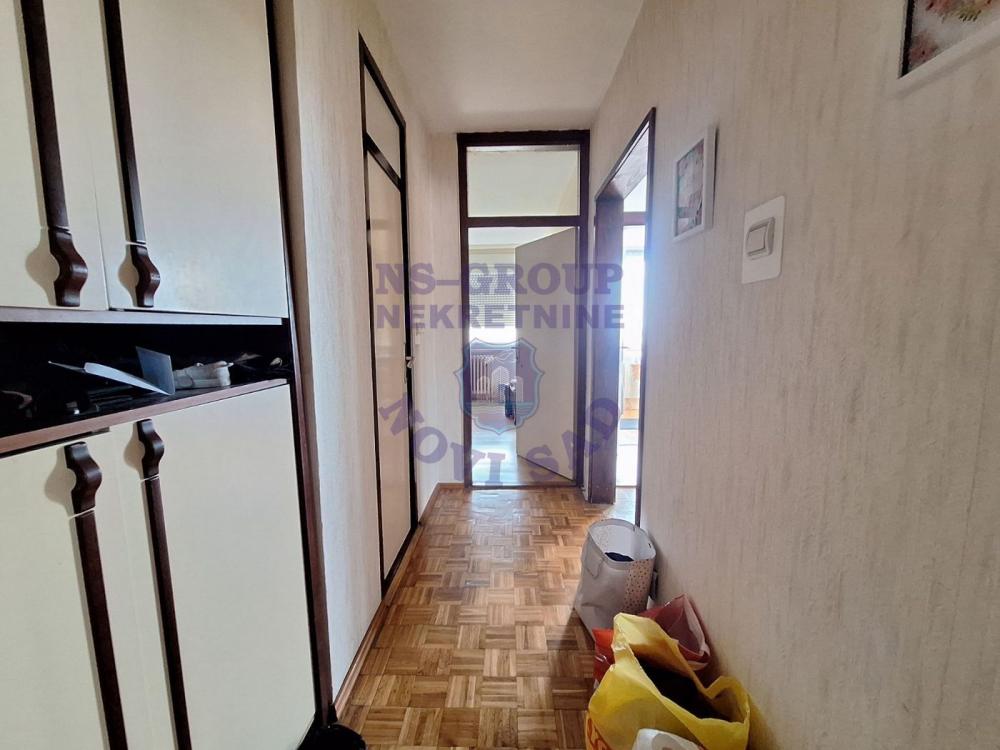 Slika 5 - Trosoban stan na Avijaciji! 