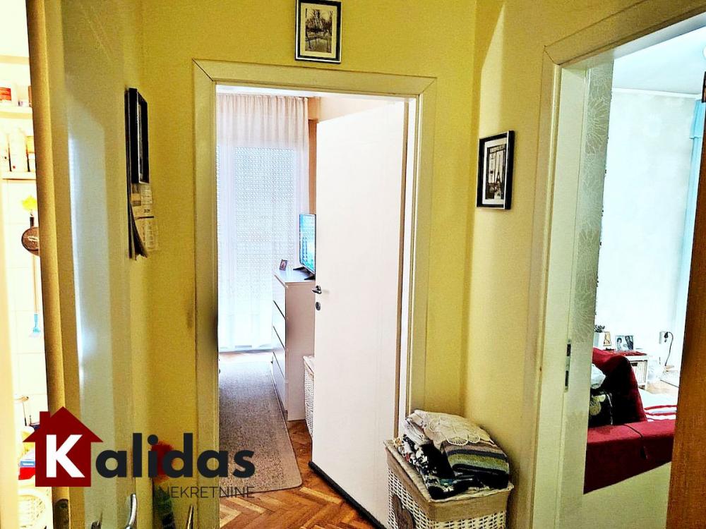 Slika 4 - Stan,NOVI SAD,KEJ,kv: 71, € 179900, ID: 1007883