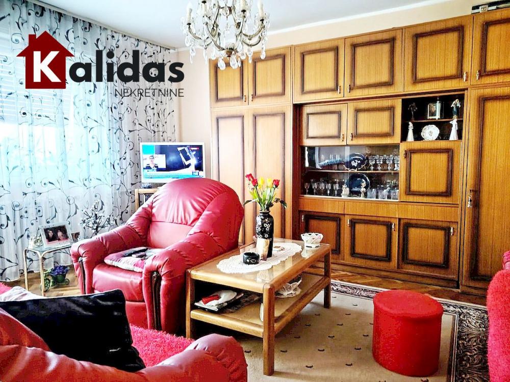 Slika 2 - Stan,NOVI SAD,KEJ,kv: 71, € 179900, ID: 1007883