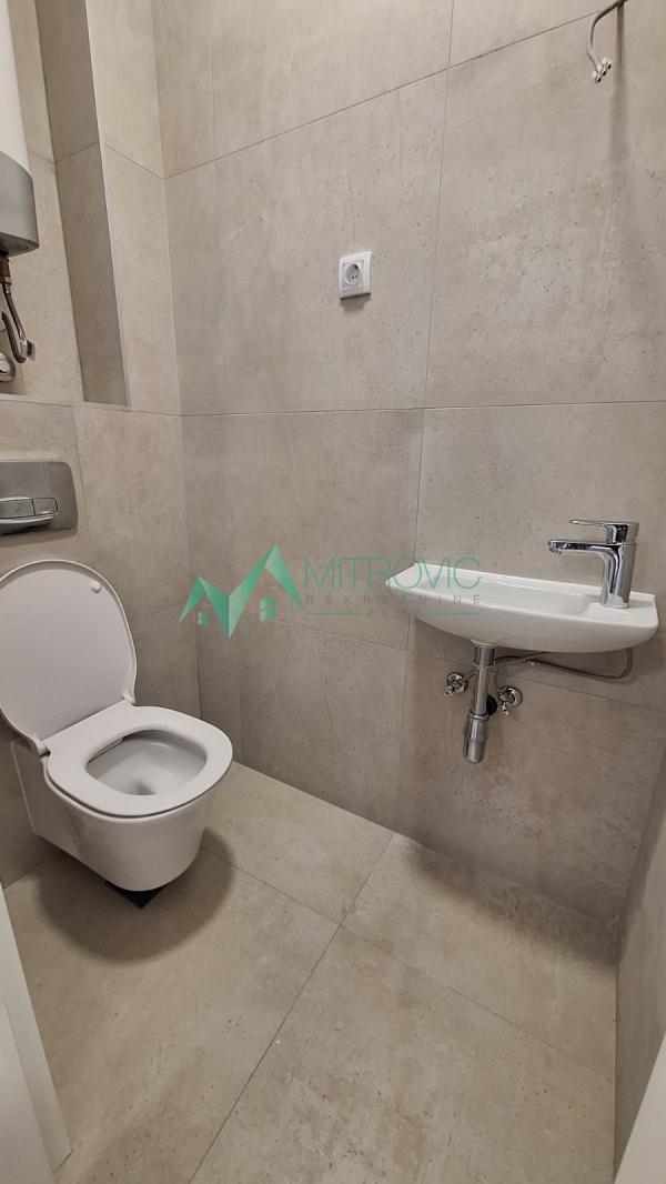 Slika 6 - Četvorosoban porodični stan na Alibegovcu 