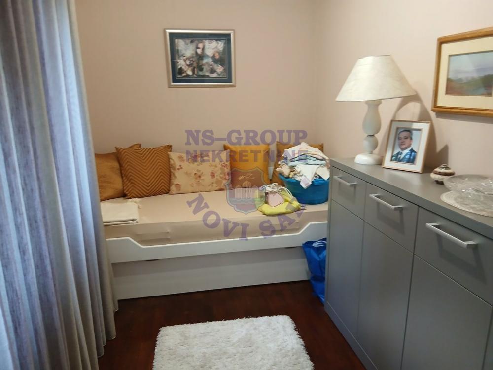 Slika 4 - Odličan stan na Novom Naselju! 86m2