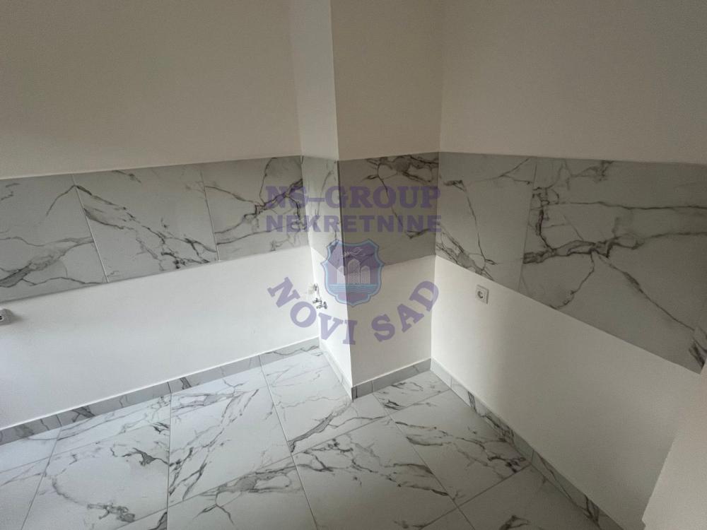 Slika 5 - Odličan stan na Limanu 3! 47m2