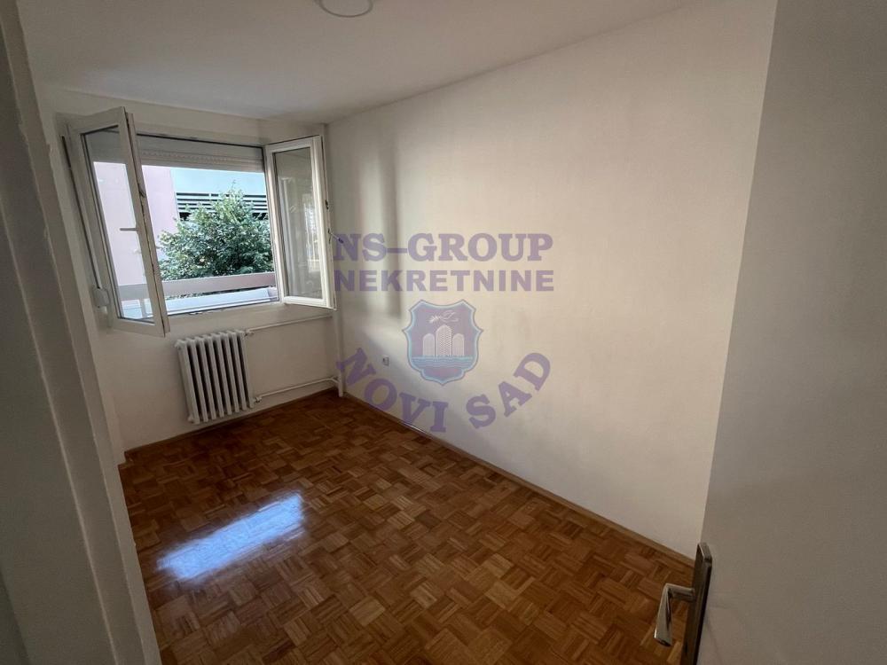 Slika 2 - Odličan stan na Limanu 3! 47m2