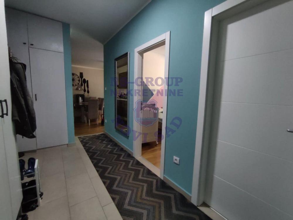 Slika 2 - Odličan porodičan stan na Petrovaradinu! 53m2