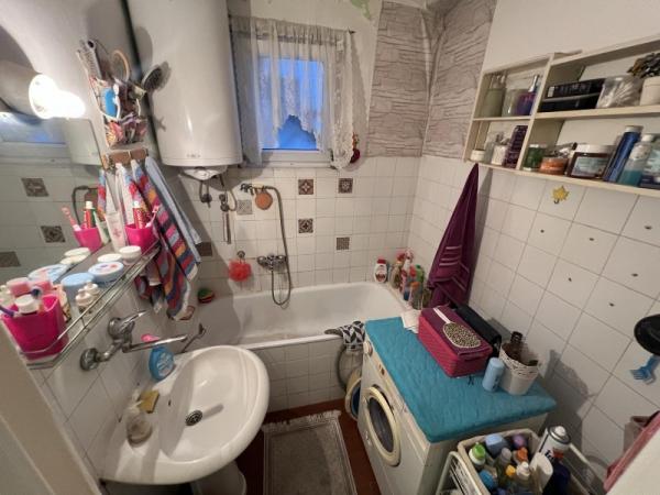 Slika 11 - Stan,NOVI SAD,KEJ,kv: 71, € 179900, ID: 1019191