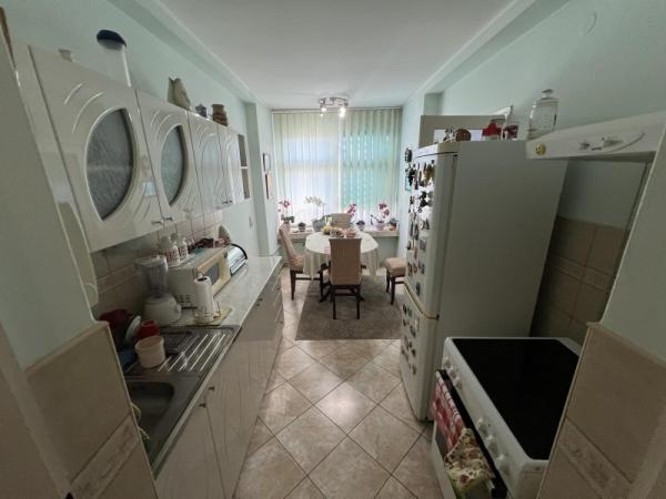 Slika 4 - Stan,NOVI SAD,KEJ,kv: 71, € 179900, ID: 1019191