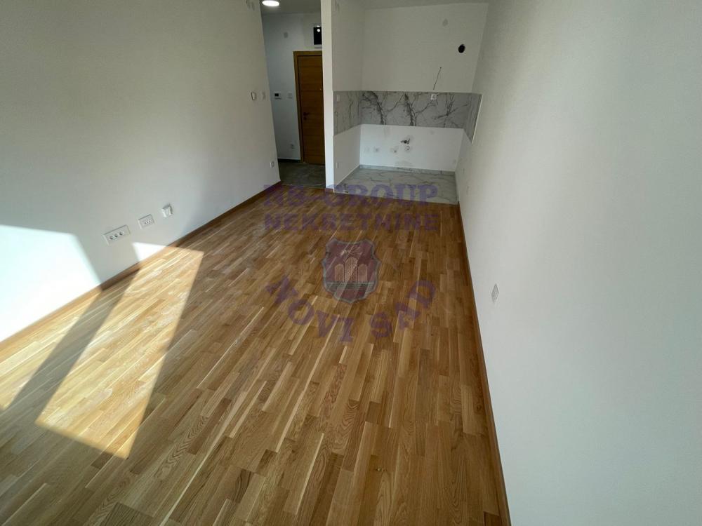 Slika 2 - Odličan trosoban stan na Avijaciji