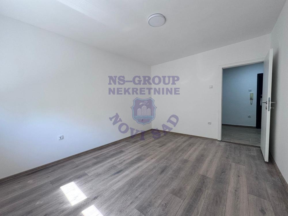 Glavna slika -Odlican stan u Novom Sadu 34m2