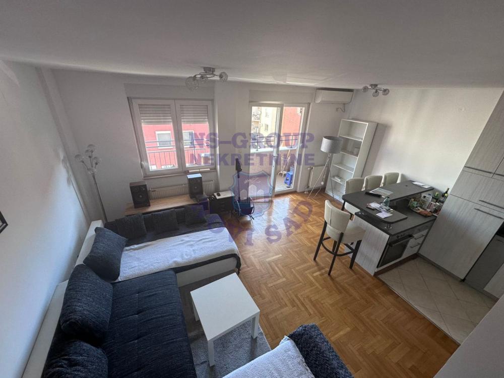 Slika 10 - Prodaja stana, 80m2, Socijalno Novi Sad