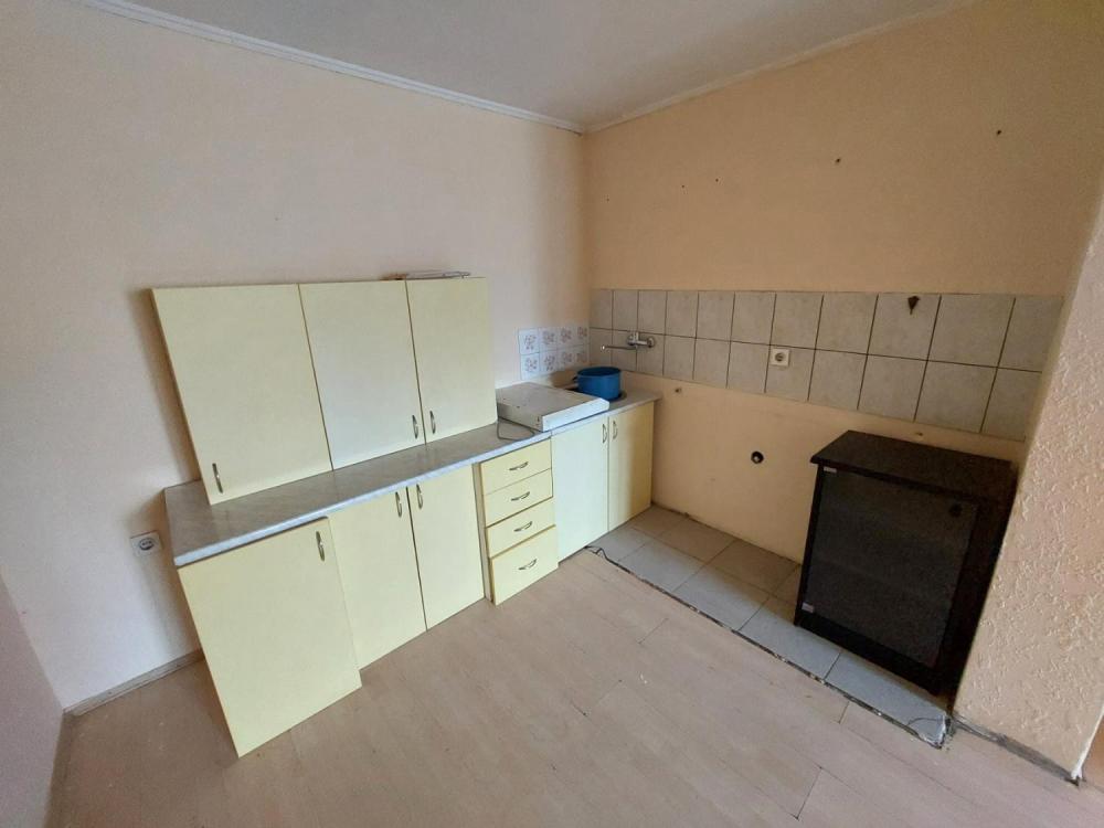 Slika 1 - Stan,NOVI SAD,PODBARA,kv: 37, € 70000, ID: 1019192