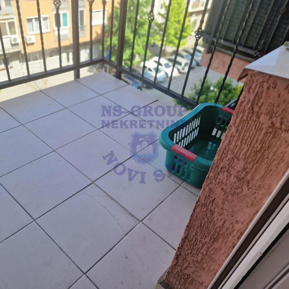 Slika 0 - Fantastičan dvosoban stan na Novoj Detelinari