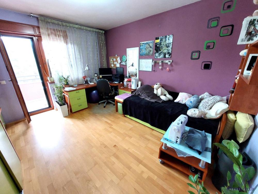 Slika 11 - Stan,NOVI SAD,CENTAR,kv: 163, € 545900, ID: 1018958