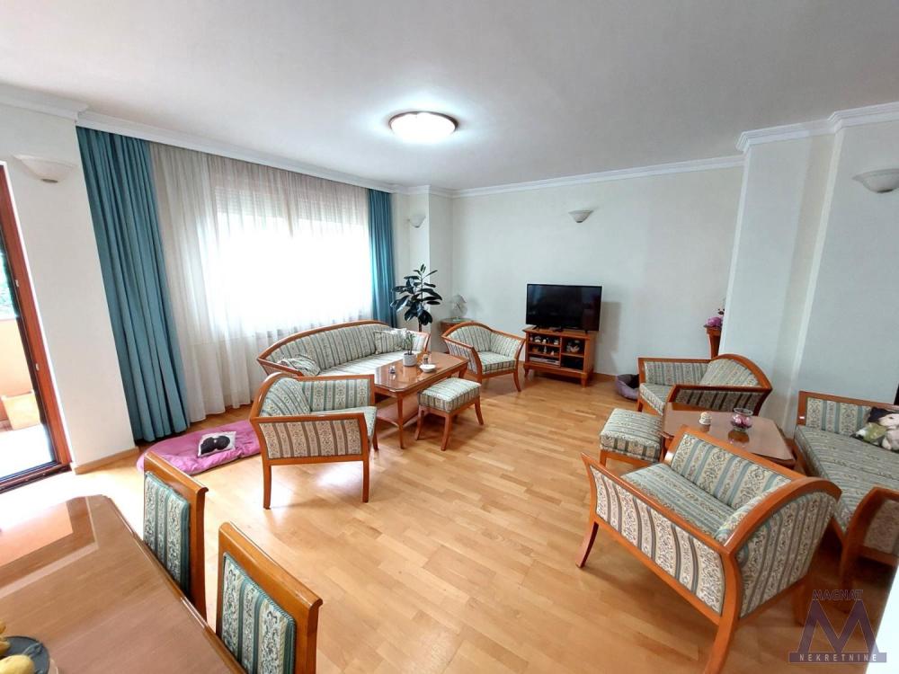 Slika 1 - Stan,NOVI SAD,CENTAR,kv: 163, € 545900, ID: 1018958