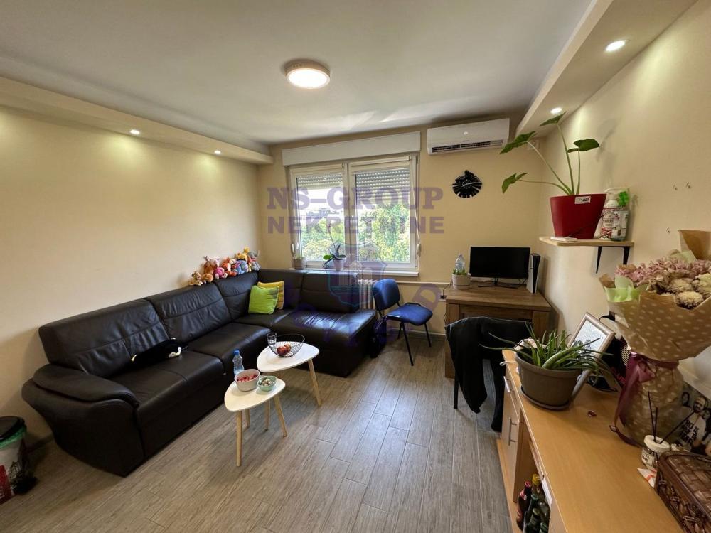 Glavna slika -Jednoiposoban stan u blizini Železničke stanice