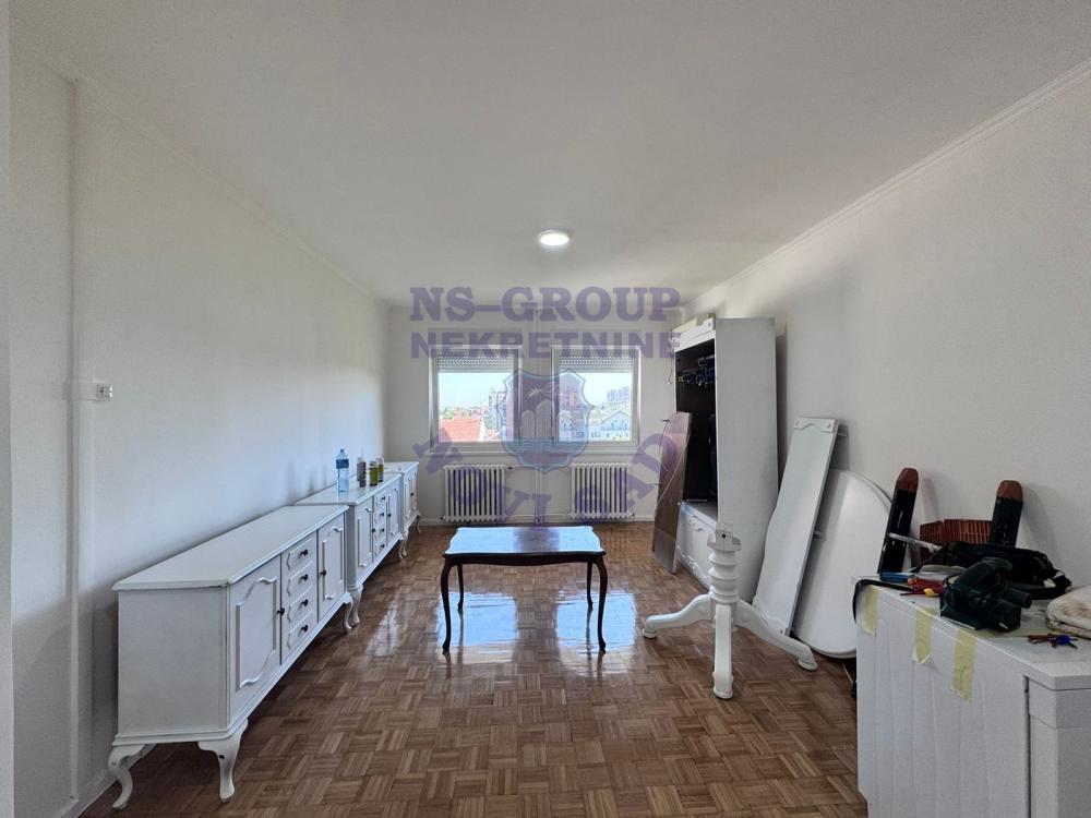 Glavna slika -Fantastičan dvoiposoban stan na Novoj Detelinari