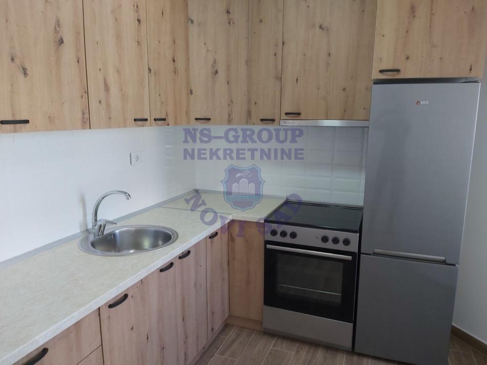 Slika 6 - Četvorosoban, Petrovaradin Novi Sad