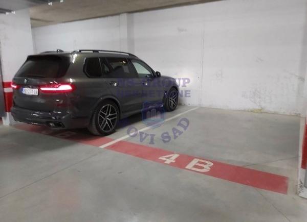 Slika 7 - Četvorosoban, Petrovaradin Novi Sad