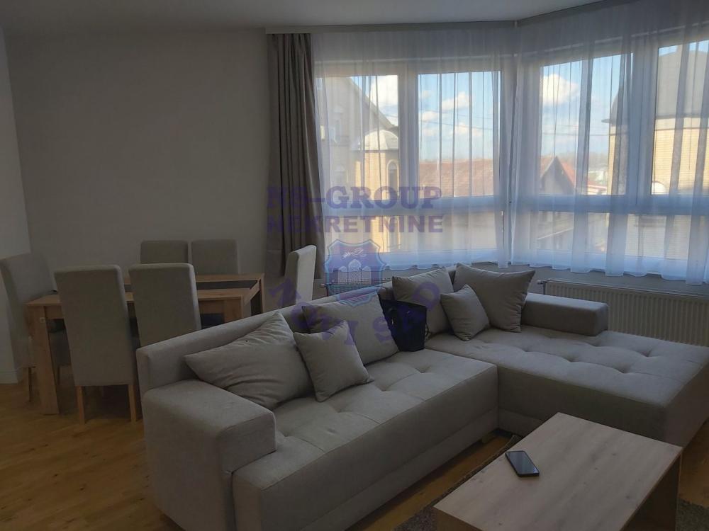 Glavna slika -Četvorosoban, Petrovaradin Novi Sad