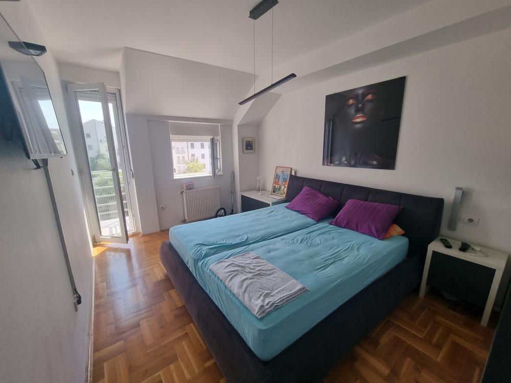 Slika 3 - Nov, sa nameštajem i parkingom