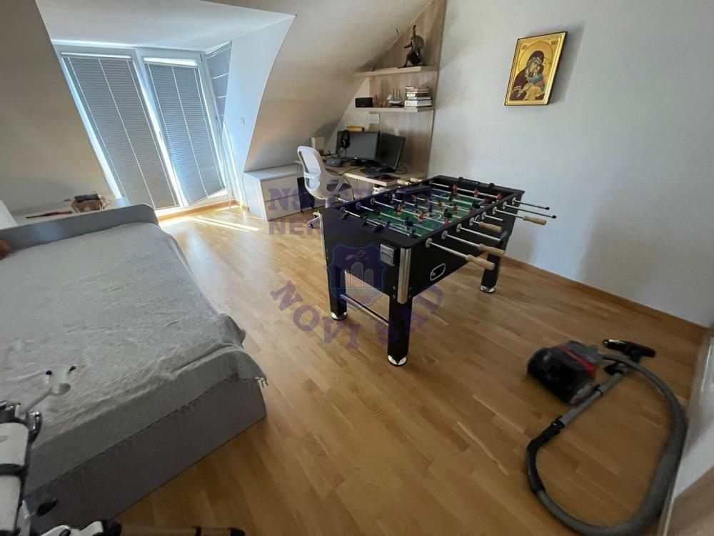 Slika 5 - Četvorosoban 111m2 duplex Nova Detelinara