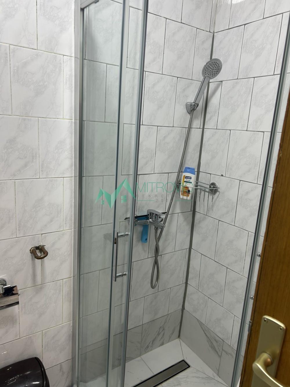 Slika 9 - Jednoiposoban stan kod Sajma 30 m2 