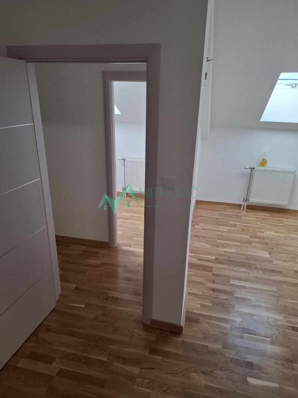 Slika 11 - Novi Sad, Nova Detelinara - Duplex, kompletno renoviran. 