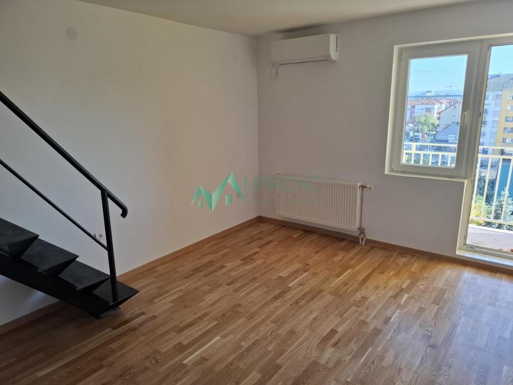 Slika 6 - Novi Sad, Nova Detelinara - Duplex, kompletno renoviran. 