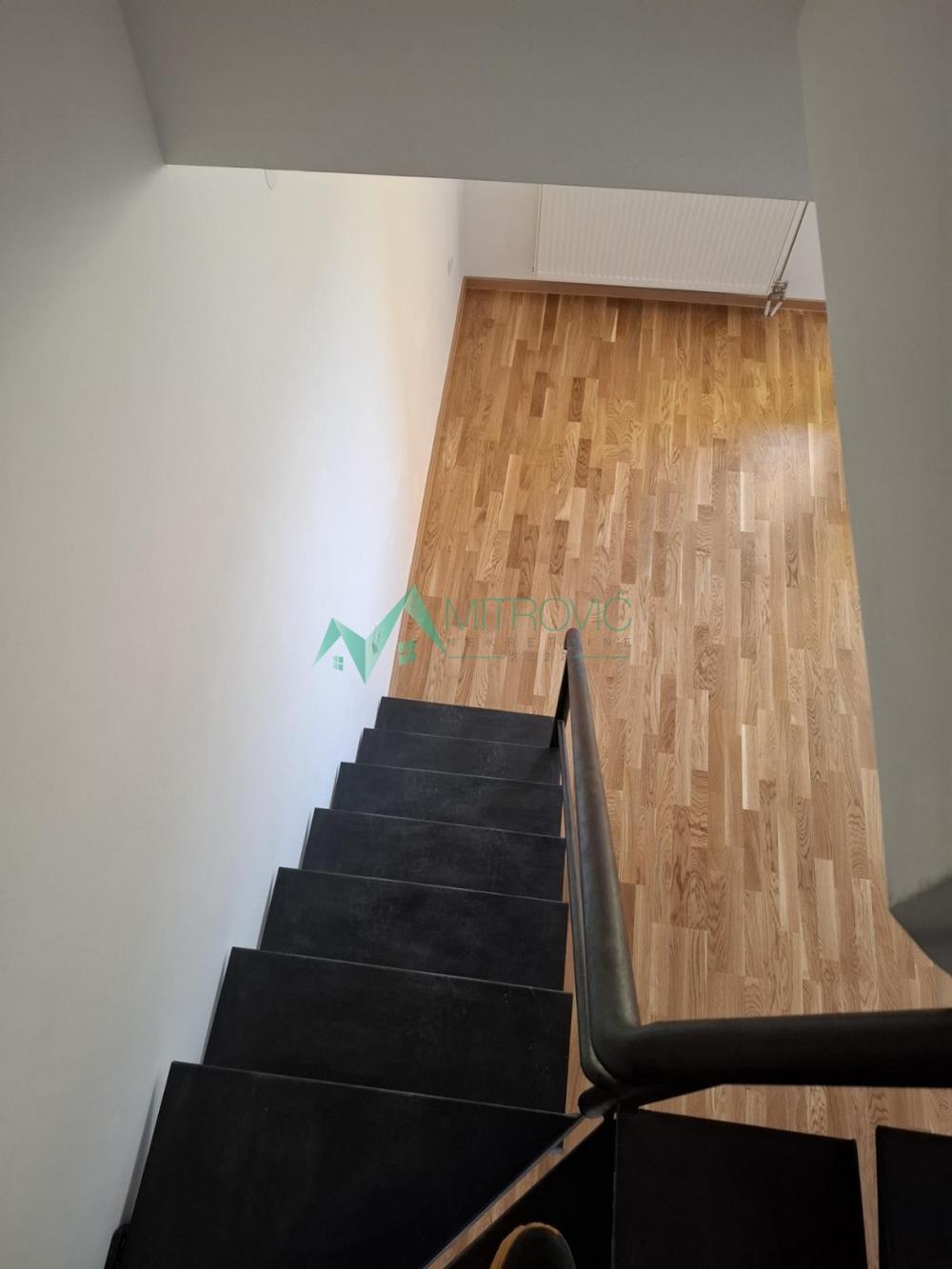 Slika 9 - Novi Sad, Nova Detelinara - Duplex, kompletno renoviran. 