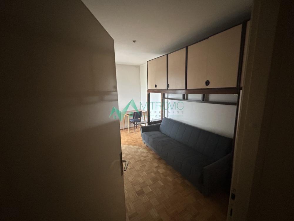 Slika 3 - Novi Sad, Bulevar Oslobođenja - Četvorosoban stan na atraktivnoj lokaciji 