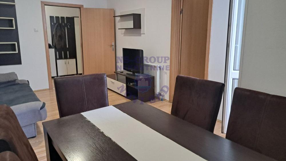 Slika 5 - Fantastičan dvosobanstan na jednoj od najtraženijih lokacija. Svetao , prostran. Sve prostorije imaju prirodnu ventilaciju. Bez većeg ulaganja. Pozovite nas.  543926