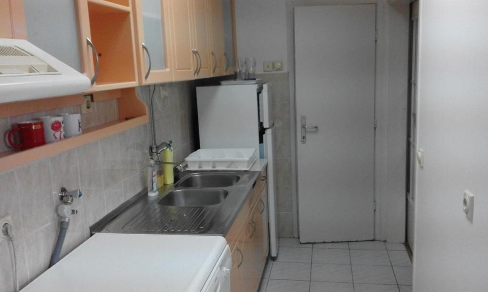 Slika 7 - TROSOBAN 103m Novi Sad Vase Stajića - strogi Centar Uknjizen