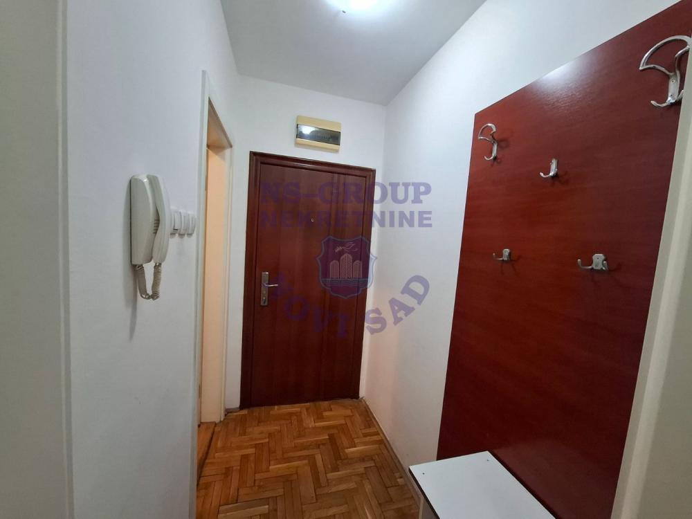 Slika 6 - Odlična garsonjera- Nova Detelinara!