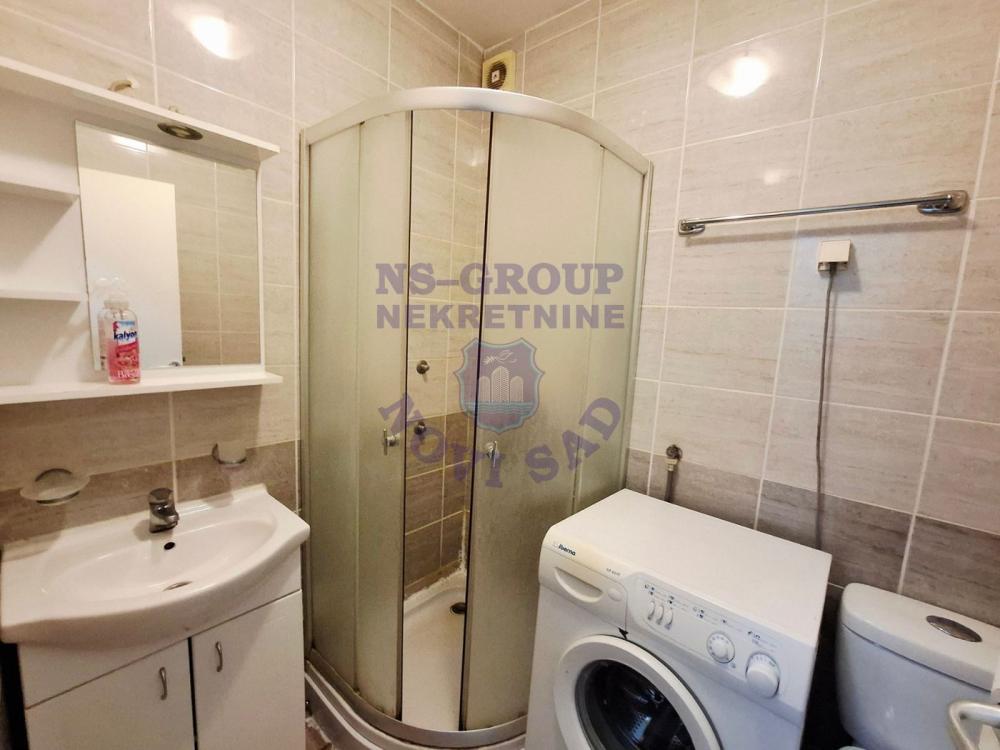 Slika 5 - Odlična garsonjera- Nova Detelinara!